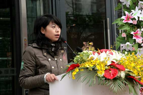 ���R���l(f��)չ�������_(t��i)�A