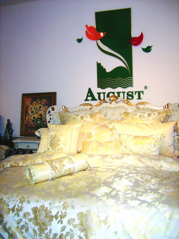 �_���z�I׷��(chu��ng)����v��l(f��)չ