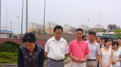 ���P�z�I��?y��n)?z��i)�^(q��)�����Y11�f