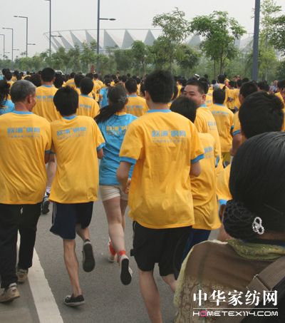 ����ɯ����ӭ��һ���O(sh��)�߱����L��