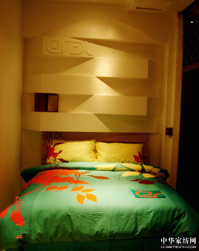 �����W���e�L(f��ng)�顱���v�Ϸ�����