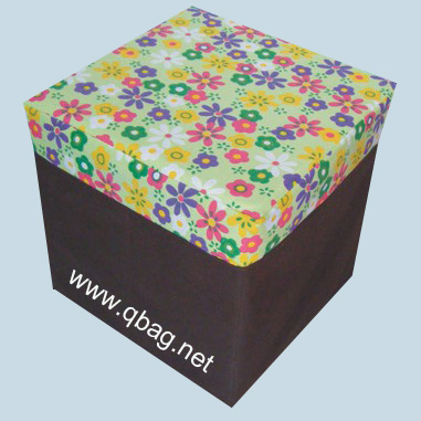 �r���ռ{��