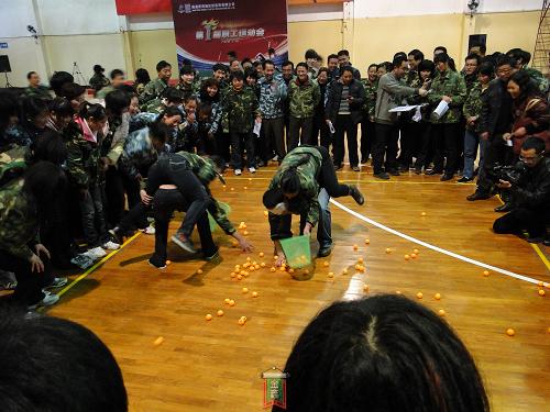 ��ͨ˹�ø��e�k�׌����\(y��n)��(d��ng)��(hu��)