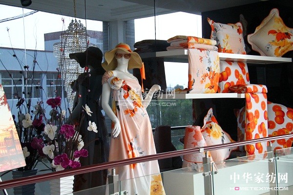 雨蘭總設(shè)計師談藝術(shù)展廳設(shè)計心得