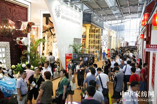 �o������չ����(j��ng)�Q(m��o)���Մ