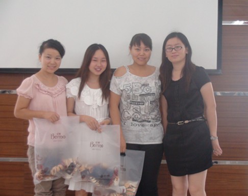 ���z�Ҽ���ʮһ���µ���Ӗ(x��n)�A�M(m��n)��Ļ