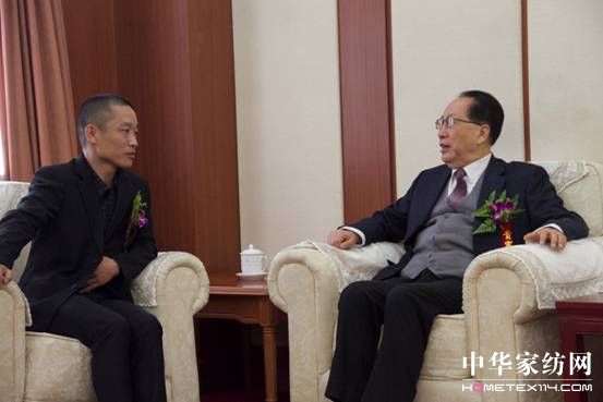 �Ї�(gu��)��(j��ng)��(j��)��̼�D(zhu��n)���c�ɳ��m(x��)�l(f��)չ���(hu��)