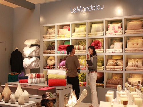 �z��•���{�r�мҾ�չ�����P(gu��n)ע