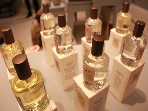 �z��•���{�r�мҾ�չ�����P(gu��n)ע