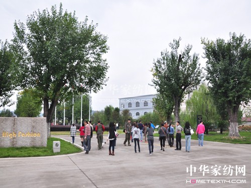 �_(d��)��•�z�I�������AAAA�����^(q��)�_�@