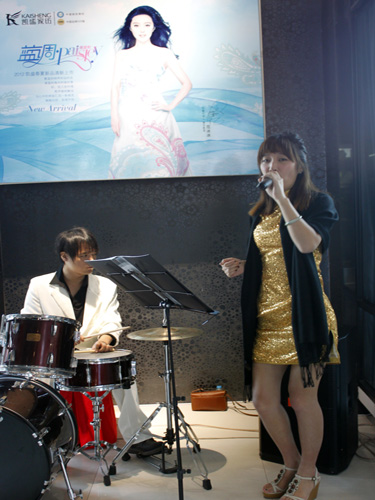 �Pʢ���{(l��n)�{(di��o)paisley��׌��(m��ng)���v�w