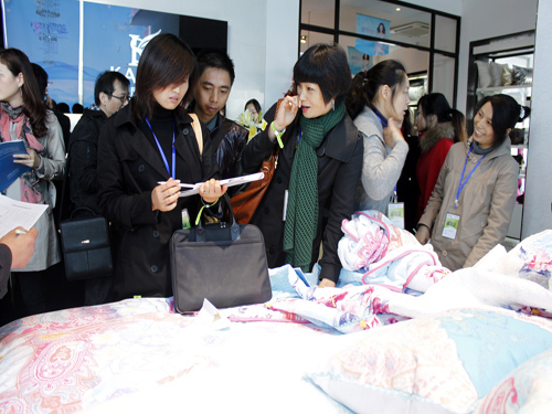 �Pʢ���{(l��n)�{(di��o)paisley��׌��(m��ng)���v�w