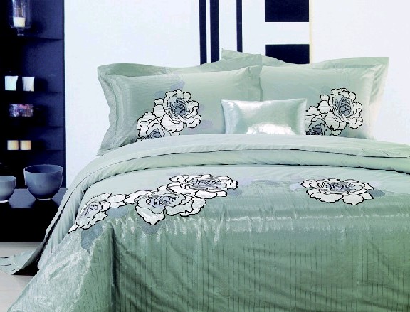 �x���r��ȫ���C���aƷչʾ