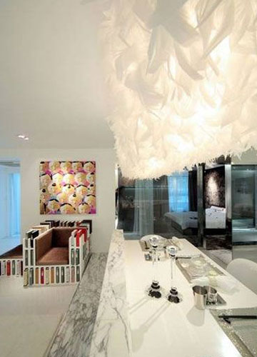 ��ɫ�{(di��o)+���ʳɾ�ͨ͸���m�҈@