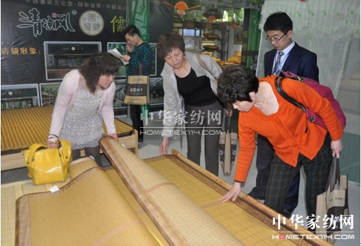 ������ϯ������L(f��ng)��ϯ��Ʒ�l(f��)�����A�M�Y(ji��)��