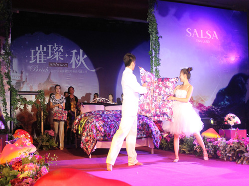 ɯ���Ҽ�2012�ﶬ��Ʒ�l(f��)���������_