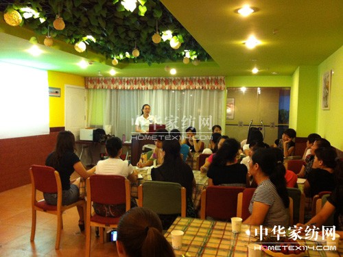 ���Z�żҼ�2012��V����Ӗ(x��n)��(hu��)���������_(k��i)