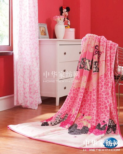 ��ʿ��Ҽ�2012�ﶬ��Ʒ����옷�r(sh��)�м�