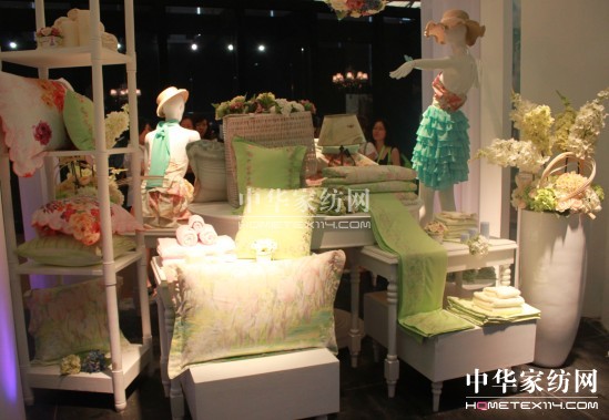 �Ҽ�չ��(hu��)����߀���ӆ���