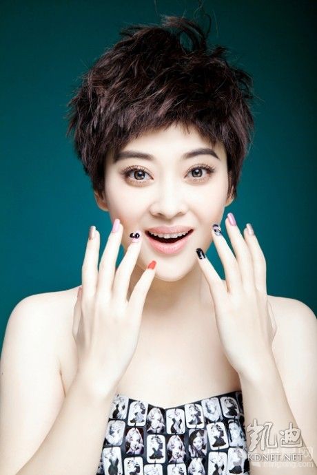 梅婷:剛?cè)岵?jì)的電視之花