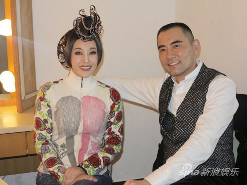 ���ԑc"�L(f��ng)�A�^��"�ؾ�����Ӣ����