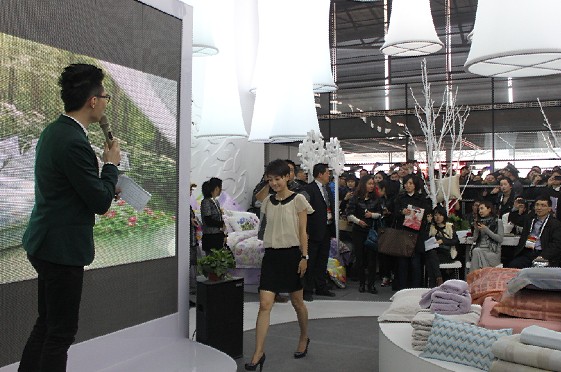 ����Ч��(y��ng)ϯ���Ҽ���չ��(hu��)�٬F(xi��n)�߳�