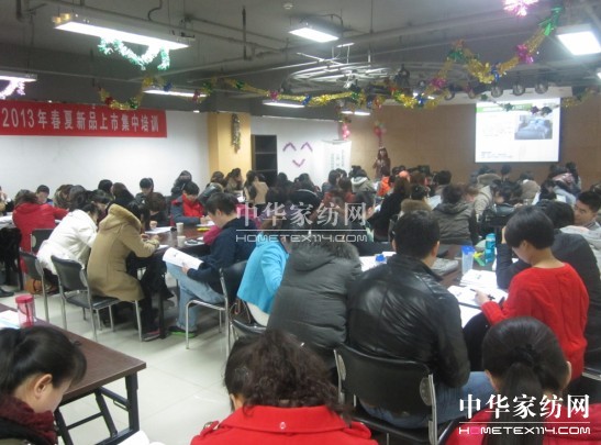 ��[���_��2013��ƷѲ����Ӗ(x��n)��(hu��)