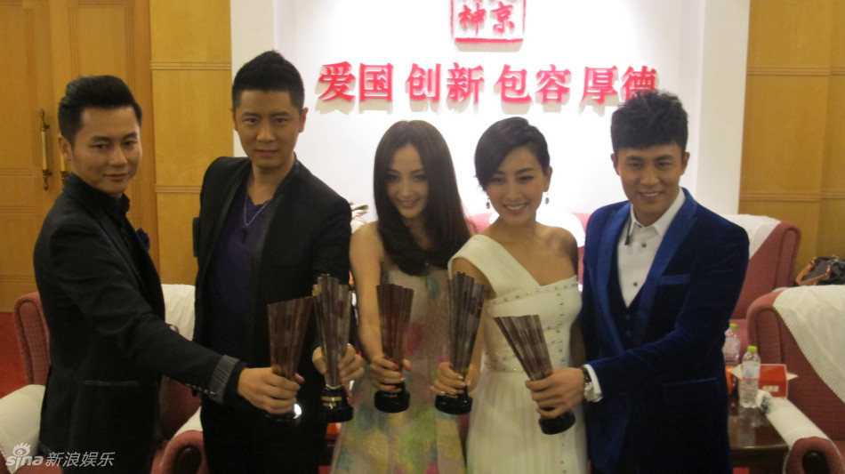 �Ŵ���R�KҦ��"��������"�پ���