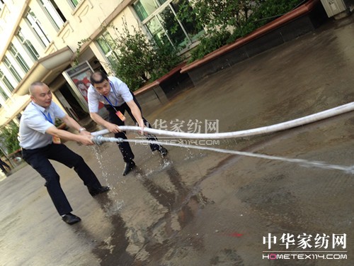 �����ء��_(t��i)�L(f��ng)����n��ʢ��_(t��i)�Ȟ�(z��i)���U(xi��n)