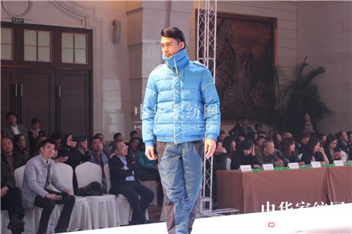 2013�Ї���q��Ʒ�OӋ��ِ�Qِ�e�k