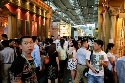 ���ڼҼ�չ���Wҫ�ҾӉ�(m��ng)ʢ�r�I(l��ng)δ��(l��i)