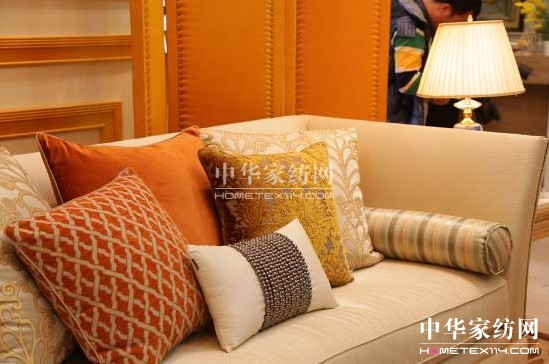 2014(��)���ڇ��H�Ҽ���ˇ�߼Ҿ��b�չ�A�M�]Ļ