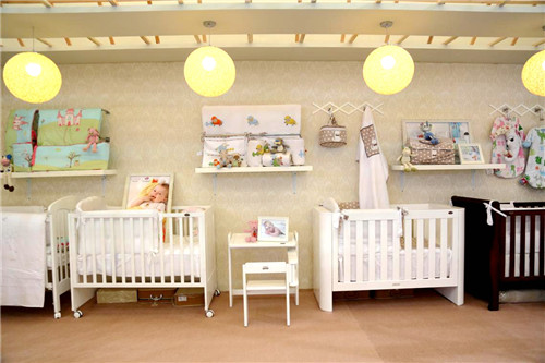 i-baby�ɞ�CBMEչ�����c(di��n)��i-mummy�W���ǈ�