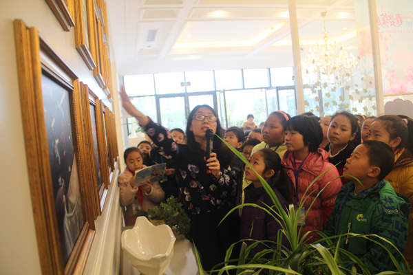 �������(b��o)Сӛ�����M(j��n)���_(d��)�Ҽ�