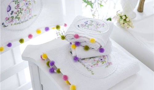 ë��Ʒ��EnglishHomeչ�F������Ȼ�r�К�Ϣ