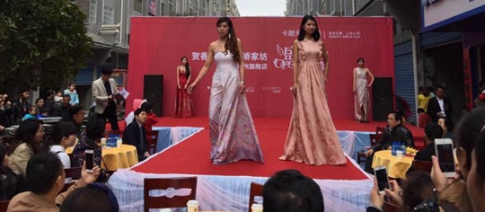 ��ۿ�����ɼҼ����Ͼ��ݵ������K��ꖵ�ͬ���_�I(y��)���F(xi��n)����