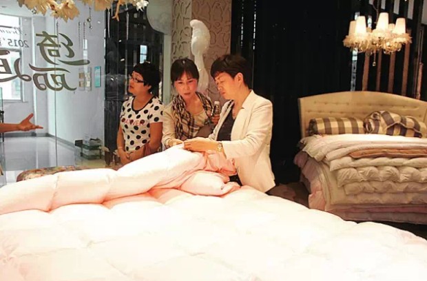 ���_�Ҽ�2015Ʒ���ƽ��(hu��)�A�M��Ļ