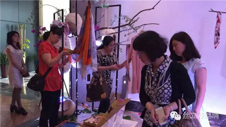 �z�����������ΘI(y��)���ɞ��(gu��)ِΨһ��(ji��ng)Ʒٝ����