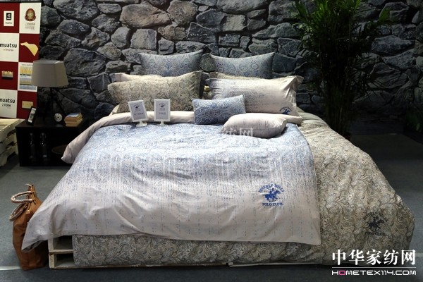 �������F���L���--�����A���_��Ʒ�ɹ��l(f��)��