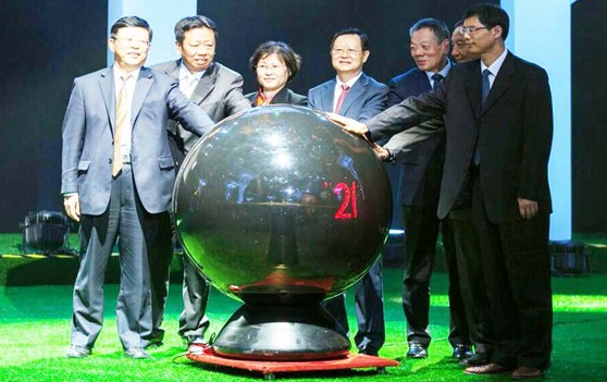 ������ҹ���z�I�ИI(y��)High��ͣ