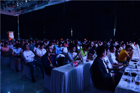 ���Mԭ��(chu��ng)�O(sh��)Ӌ�Ǖr����ͩ�}ȫ�����ϻ��ˆ���