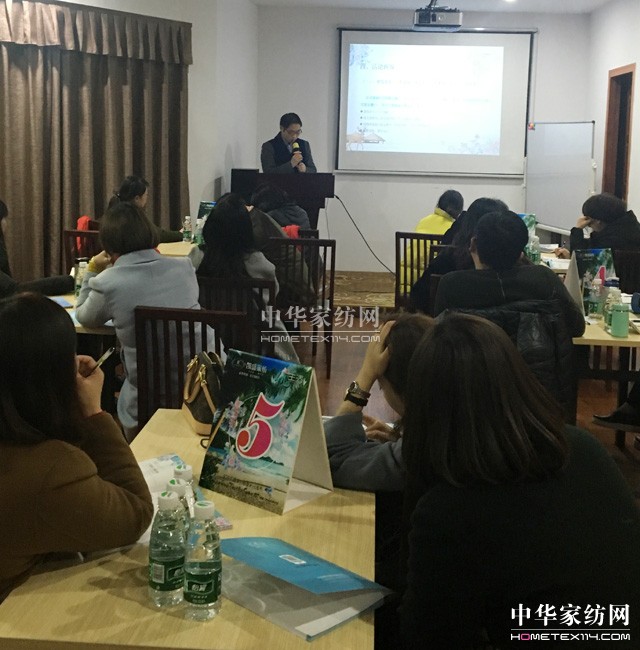 �R�ۅ�Խ֮�����_���Ҽ�����(y��u)��ƪ��