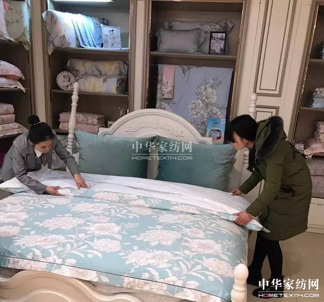 �R�����������\�����x����