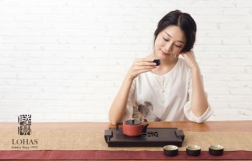 ˲�g��߆����������Ҹ��е�С������M��2017���ڶYƷ�Ҿ�չ��