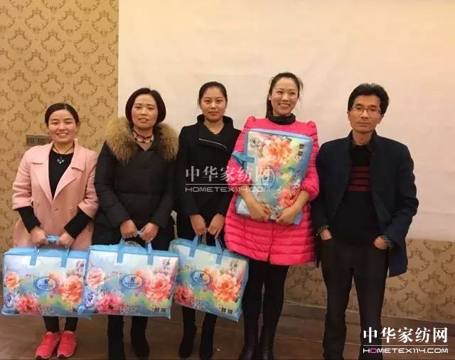 �Pʢ�Ҽ�����������Ӣ�R����ɽ�������@��������