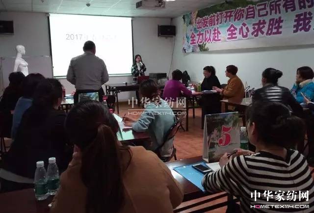 �Pʢ�Ҽ�����Ӣ���������f��Փ�������l��Ӣ����