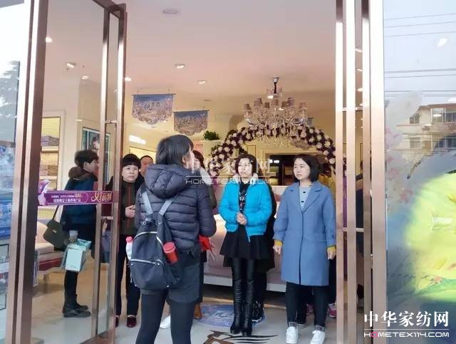 �Pʢ�Ҽ�����Ӣ���������f��Փ�������l��Ӣ����