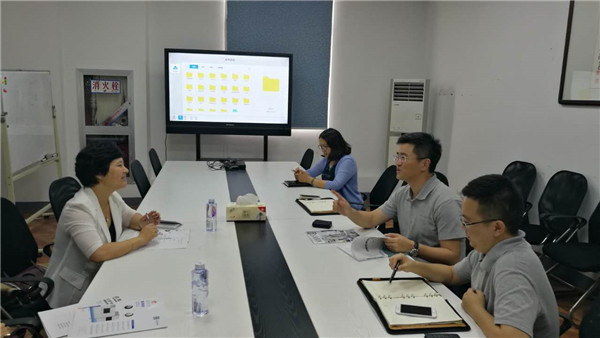 �ƄӮa(ch��n)�I(y��)�ں������M(j��n)���g(sh��)�M(j��n)�������Ї��Ҽ��f(xi��)���{(di��o)�мҼ��O(sh��)����I(y��)