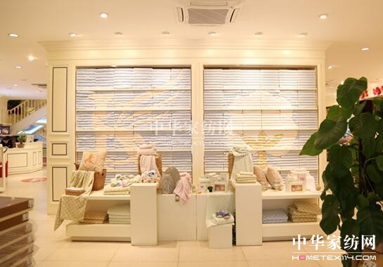 �Pʢ�Ҽ����ۮa�I(y��)���淨���cM��ÿ���ھ���ʽ���s�����F(xi��n)���ֻ�����