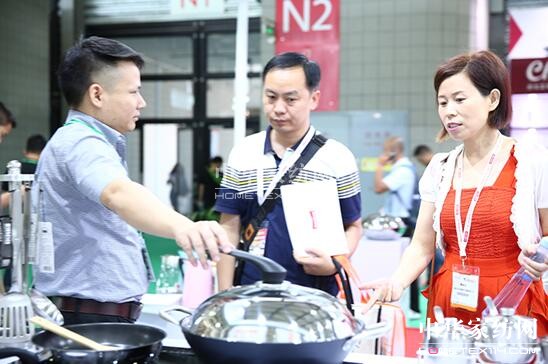 �������I���R���Ϻ���Ʒ�Ҿ�չ�A���_Ļ���c����